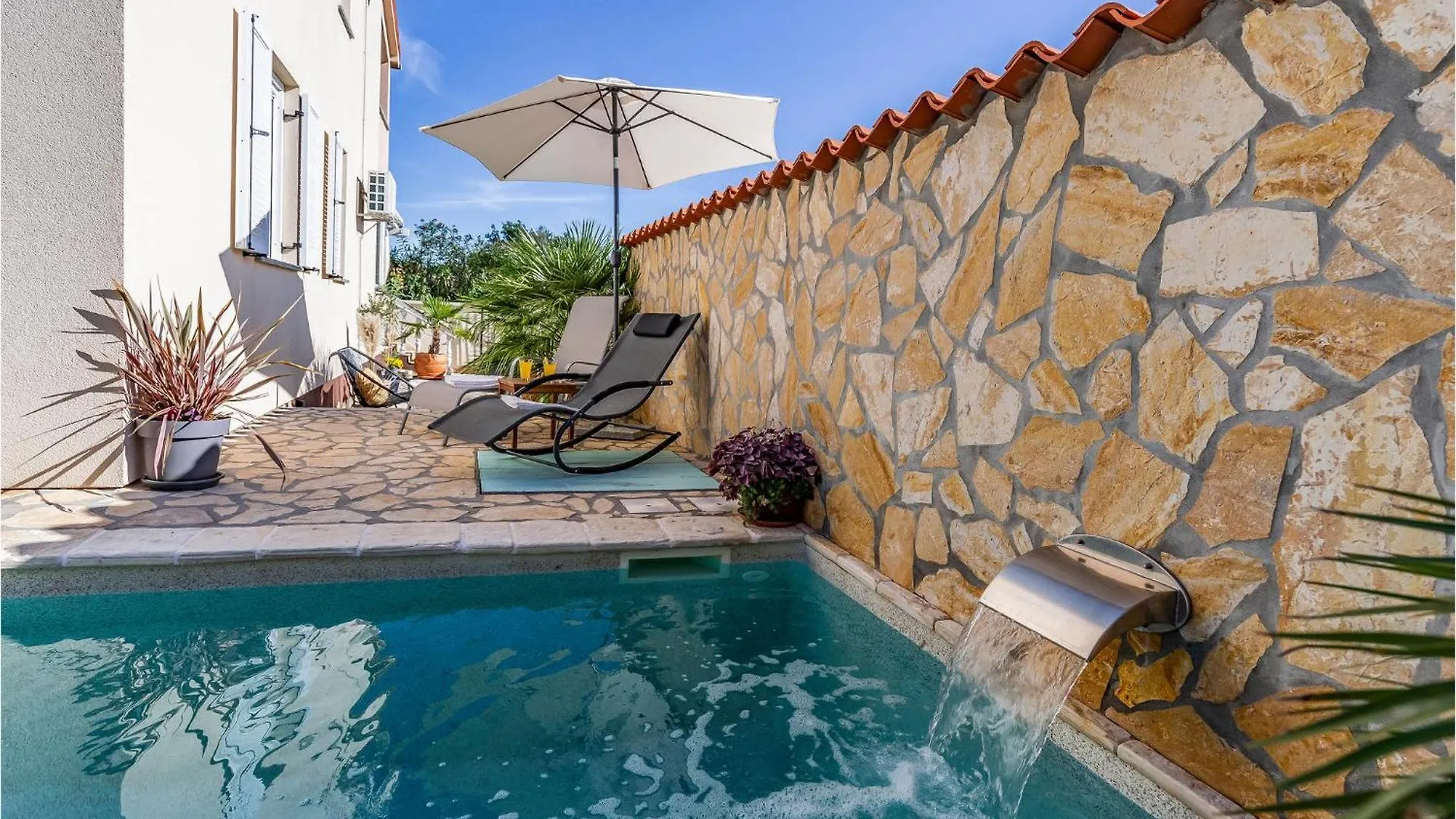 Stunning Home In Betiga With Kitchen Barbariga Croatia