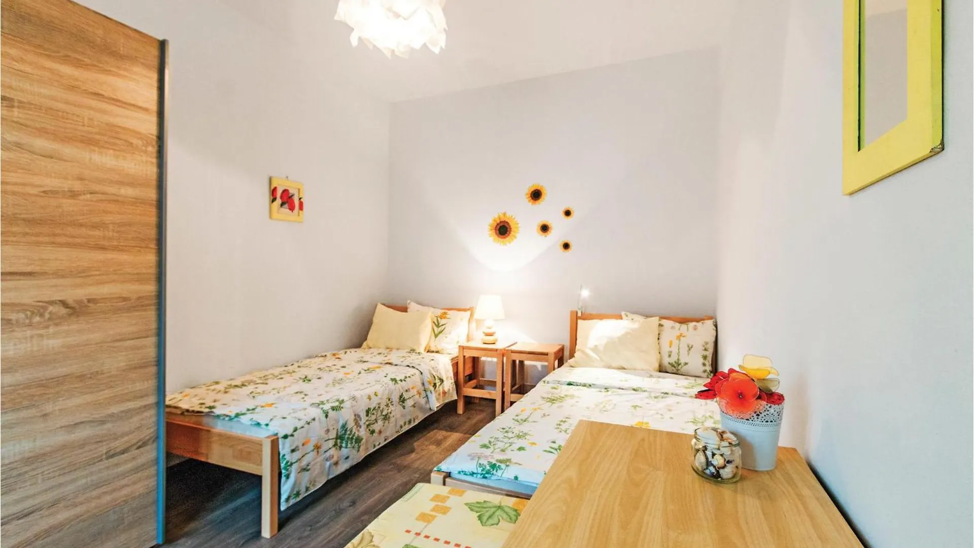 ברבריגה Stunning Home In Betiga With Kitchen 0*,  קרואטיה